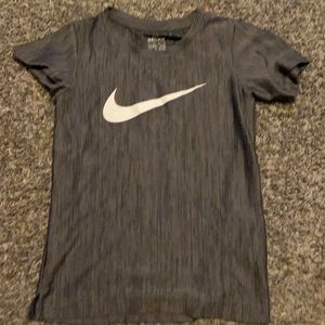 Kids size 7 Nike t-shirt
